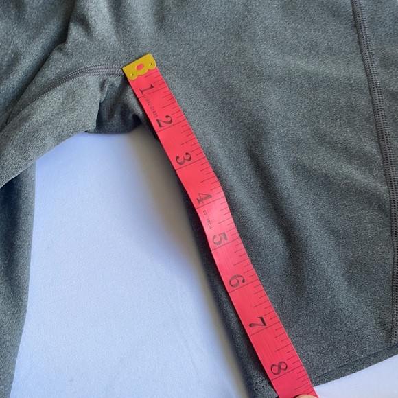 Under Armour Bike Shorts - Picture 7 of 7